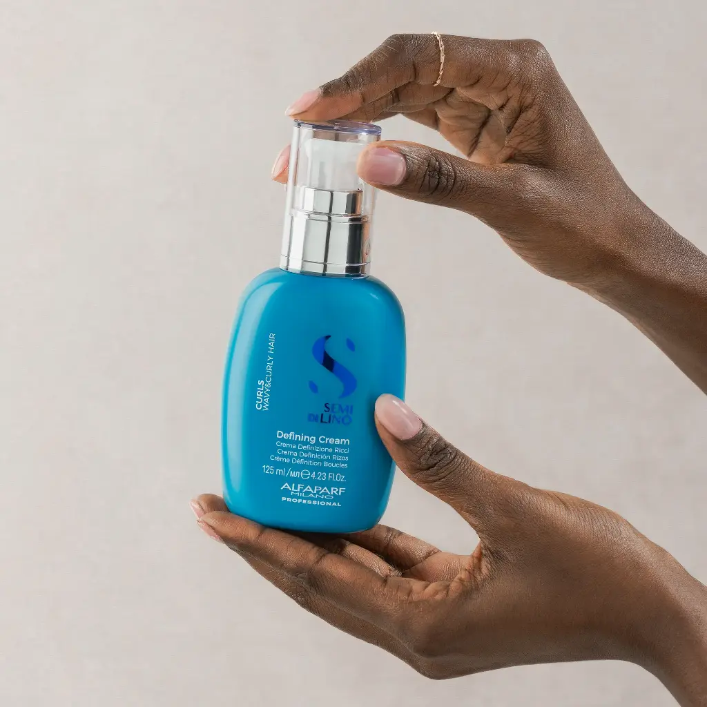 Semi_di_Lino_Curls_Defining_Cream_PF020619_2000x2000_03.png.webp